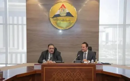 مركز المعلومات يتعاون مع المركز القومي لدراسات الشرق الأوسط لتعزيز الشراكات البحثية وتحقيق الابتكار