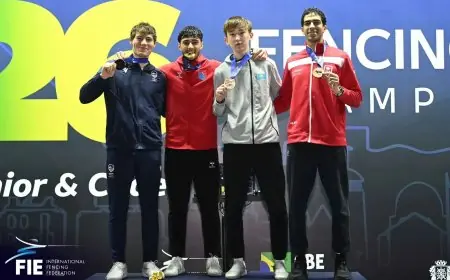 وزير الشباب والرياضة يحتفي بإنجاز أحمد هشام في بطولة العالم للسلاح بعد الفوز بالميدالية البرونزية