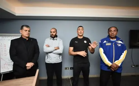 أوسكار رويز يقدم محاضرة قيّمة لمدربي حراس المرمى عن أهم الحالات التحكيمية