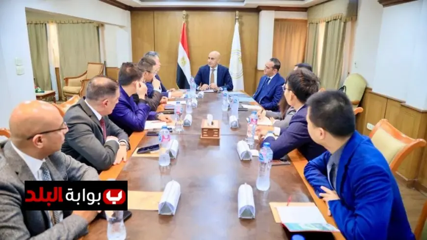 وزير التعليم يؤكد خلال لقائه بوفد هواوي سعي الوزارة لتوفير التكنولوجيا وتقنيات الذكاء الاصطناعي لكل الطلاب